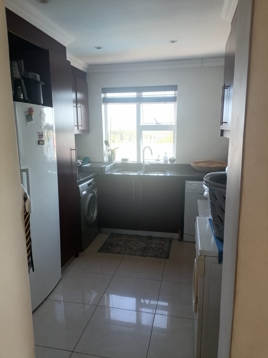 To Let 3 Bedroom Property for Rent in Rome Glen Western Cape